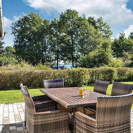 3 Bedroom Awesome In Hyllinge